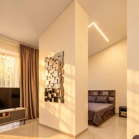 Simkaus Abstrakcija Center Free Parking & Self Check In Apartment Klaipėda