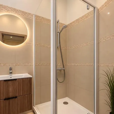 Apartment Simkaus Abstrakcija Center Free Parking & Self Check In