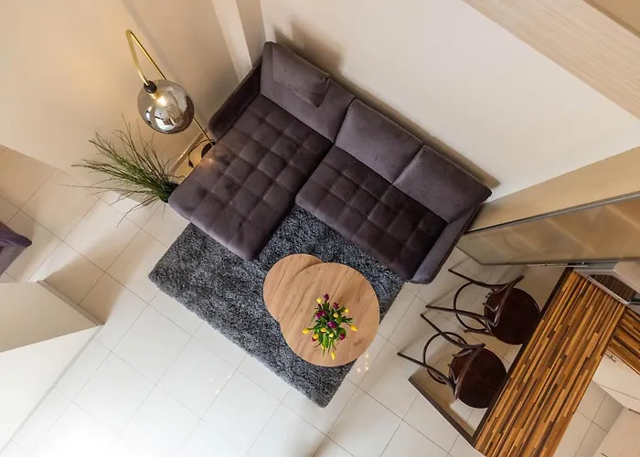 Simkaus Abstrakcija Κλαϊπέντα