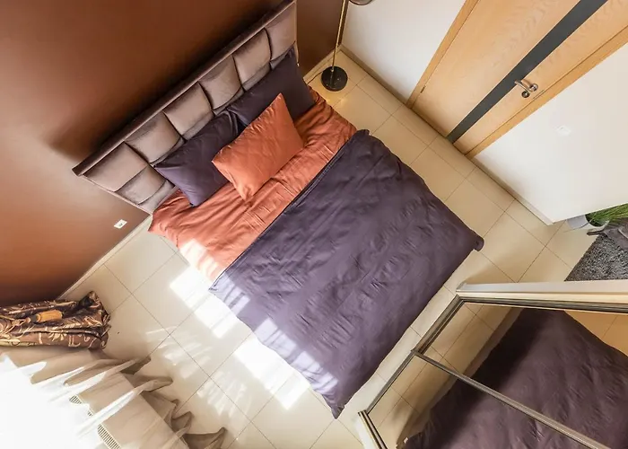 Simkaus Abstrakcija * קלייפדה